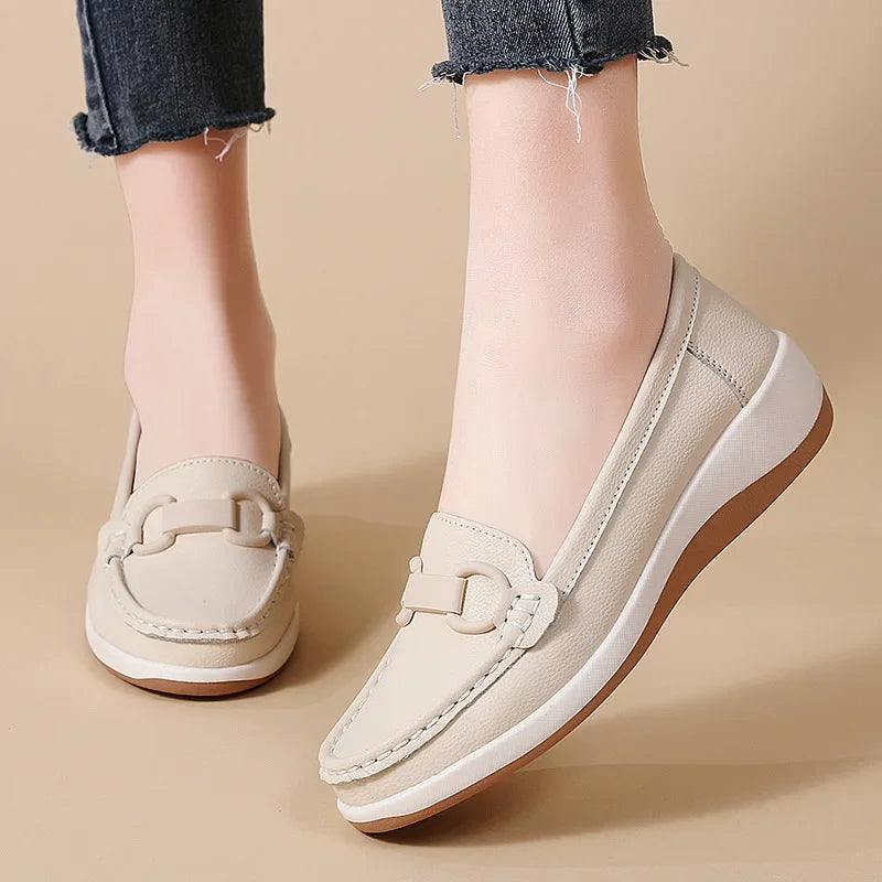 Sapato Feminino Conforto Absoluto: Design Casual, Antiderrapante e Versátil – Leveza e Elegância para o seu Dia a Dia